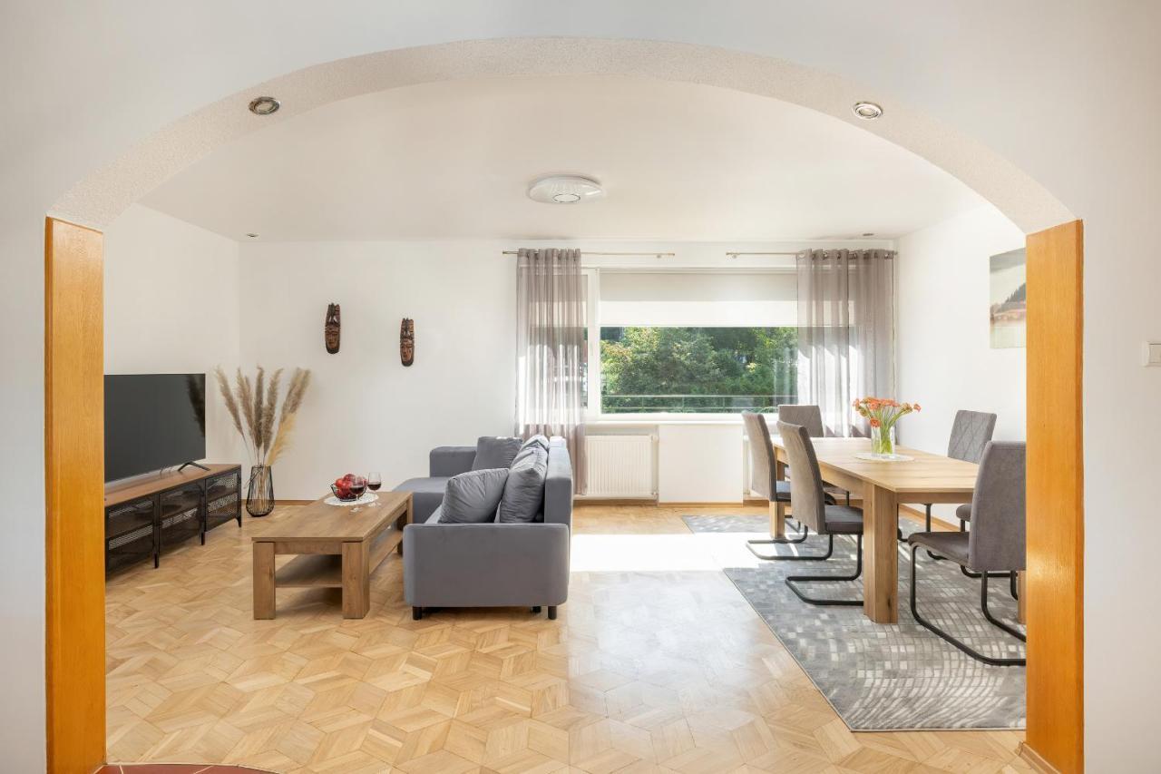 Bright & Spacious Family Apartment In Miedzyzdroje With Parking And 3 Balconies By Noclegi Renters Kültér fotó