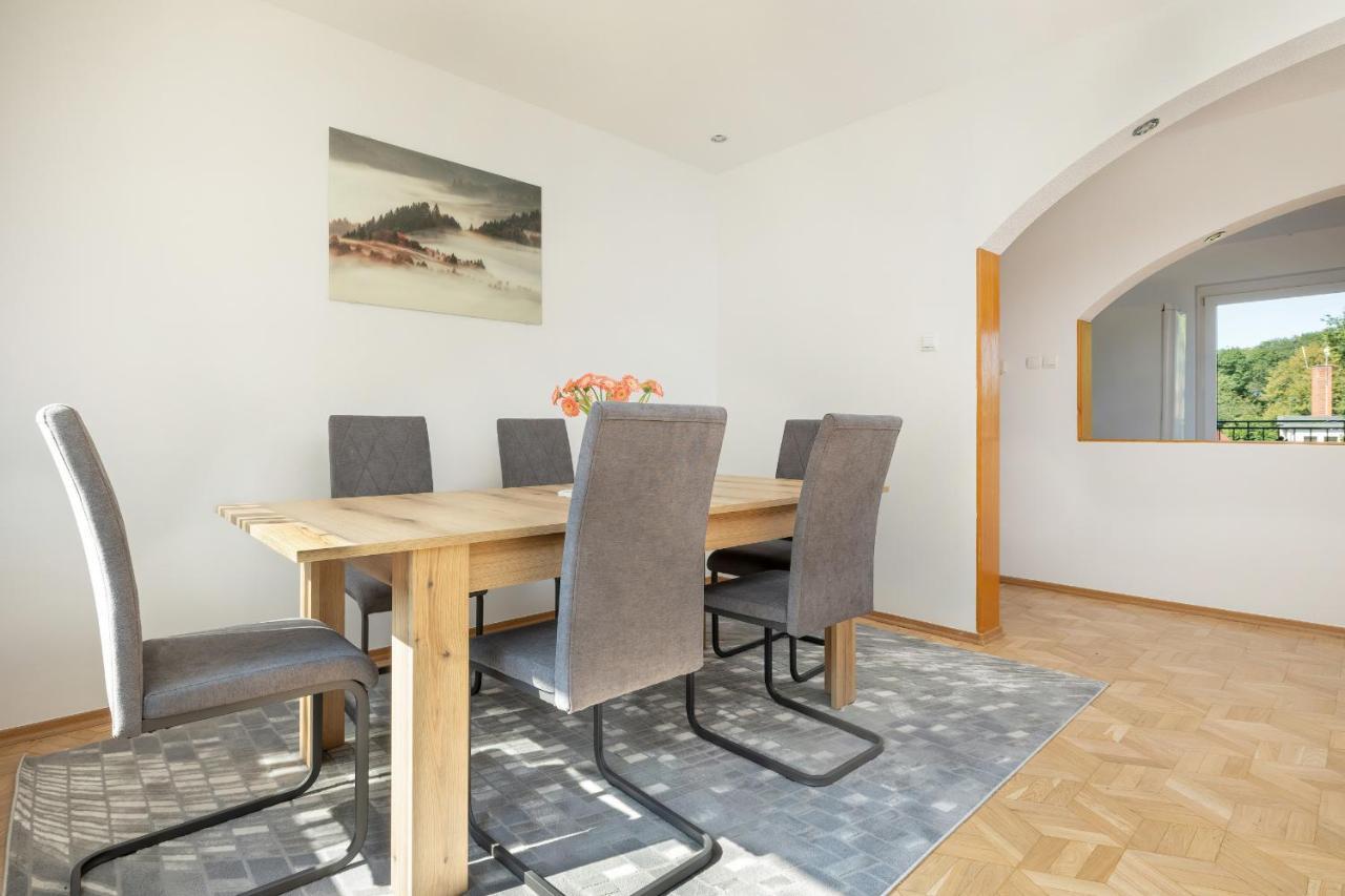 Bright & Spacious Family Apartment In Miedzyzdroje With Parking And 3 Balconies By Noclegi Renters Kültér fotó