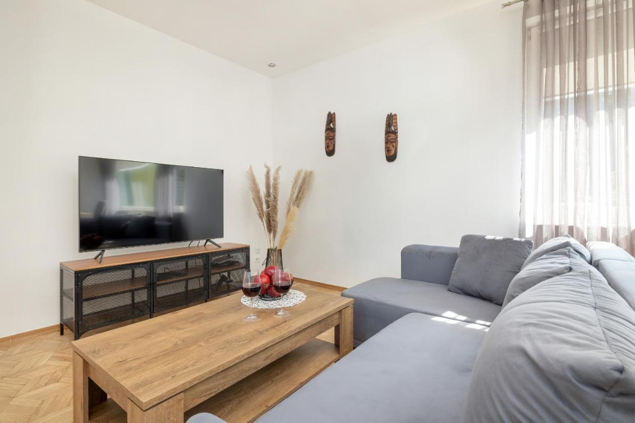 Bright & Spacious Family Apartment In Miedzyzdroje With Parking And 3 Balconies By Noclegi Renters Kültér fotó