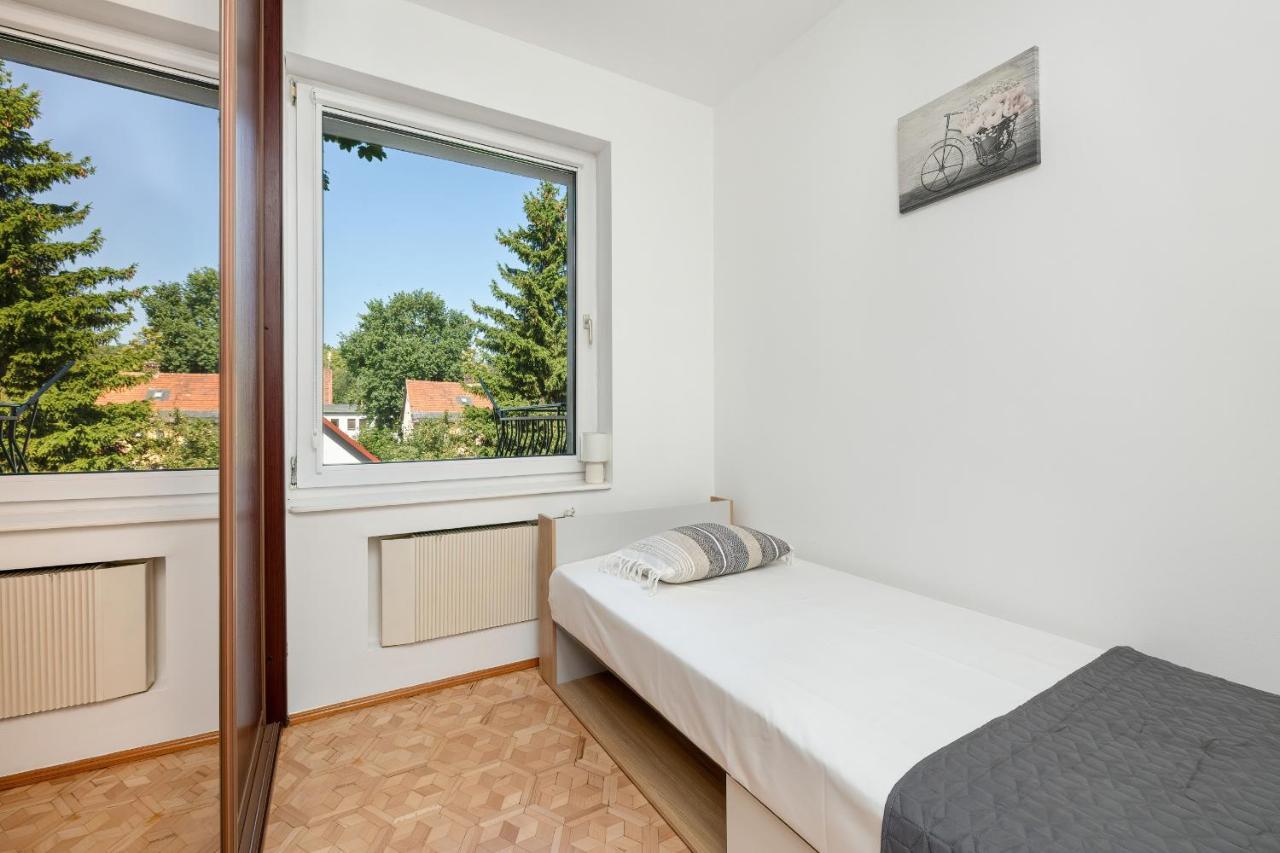 Bright & Spacious Family Apartment In Miedzyzdroje With Parking And 3 Balconies By Noclegi Renters Kültér fotó