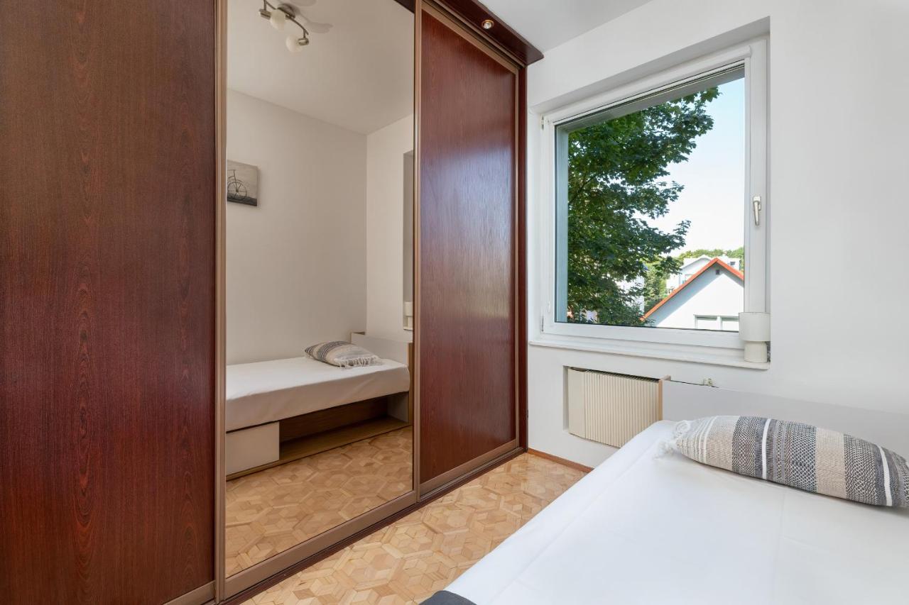 Bright & Spacious Family Apartment In Miedzyzdroje With Parking And 3 Balconies By Noclegi Renters Kültér fotó