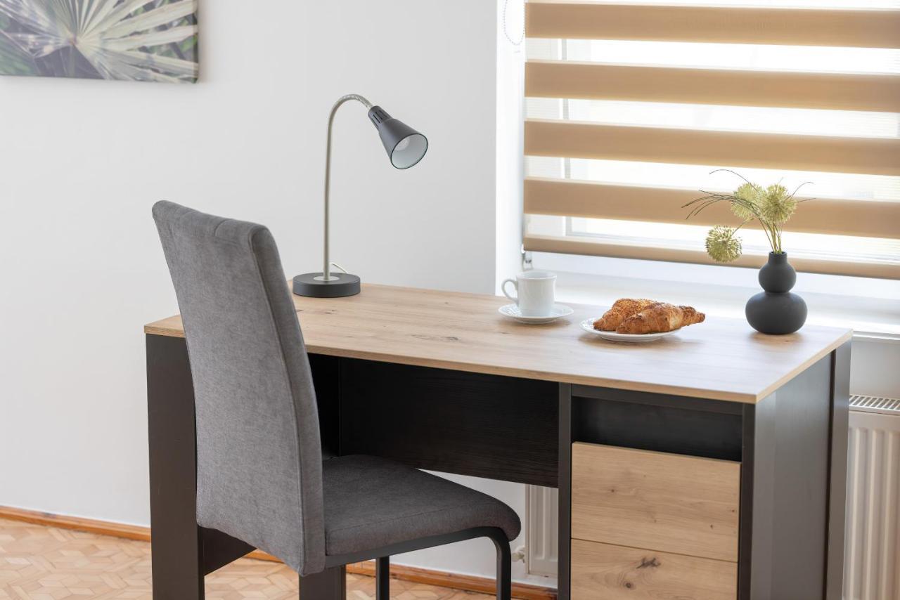 Bright & Spacious Family Apartment In Miedzyzdroje With Parking And 3 Balconies By Noclegi Renters Kültér fotó