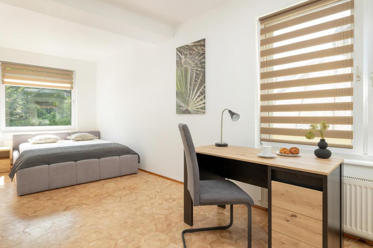 Bright & Spacious Family Apartment In Miedzyzdroje With Parking And 3 Balconies By Noclegi Renters Kültér fotó